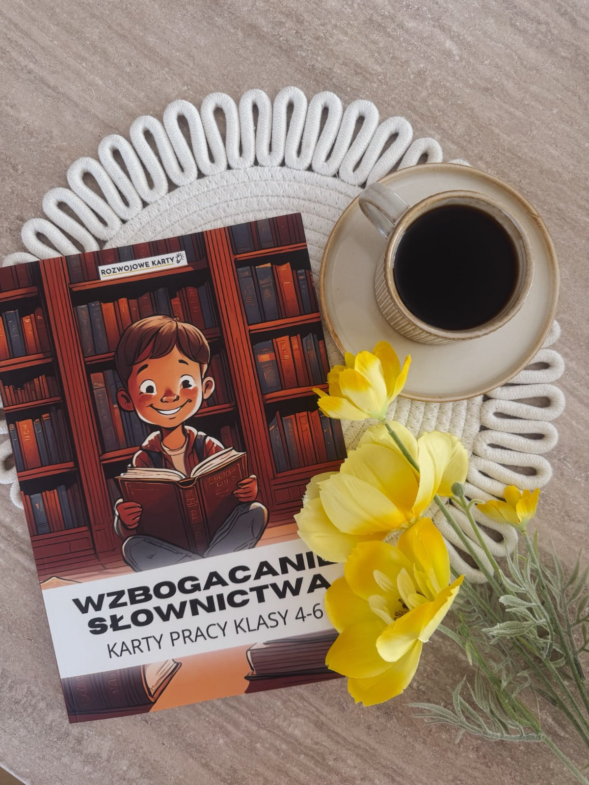Ćwiczenia 15 i 16 z książki Koncentracja uwagi i pamięć klasy 4-6 - tworzenie słów i wyszukiwanie symboli
